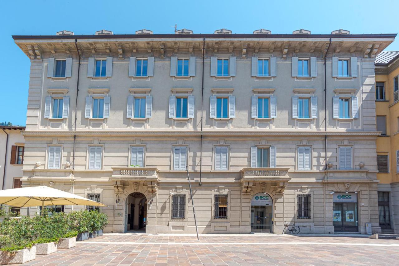 Suite Del Duomo - By Myhomeincomo Exterior foto